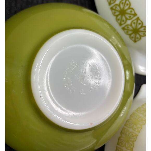 Pyrex Verde Cinderella Full Set of Four Bowls - Picture 5 of 9